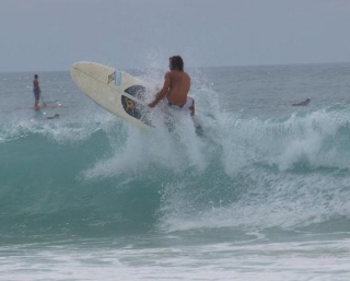  escola de surf e stand up paddle 